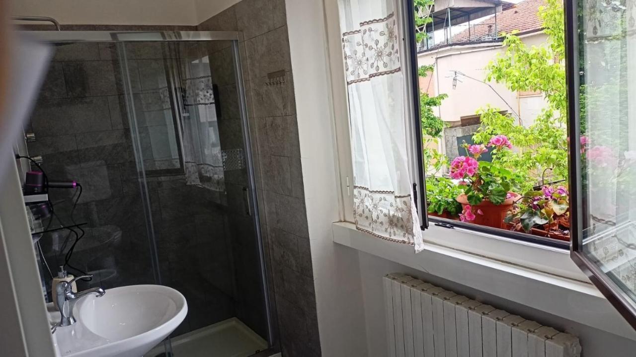 밀라노 Vialetto V. Pastro 10 B&B 외부 사진