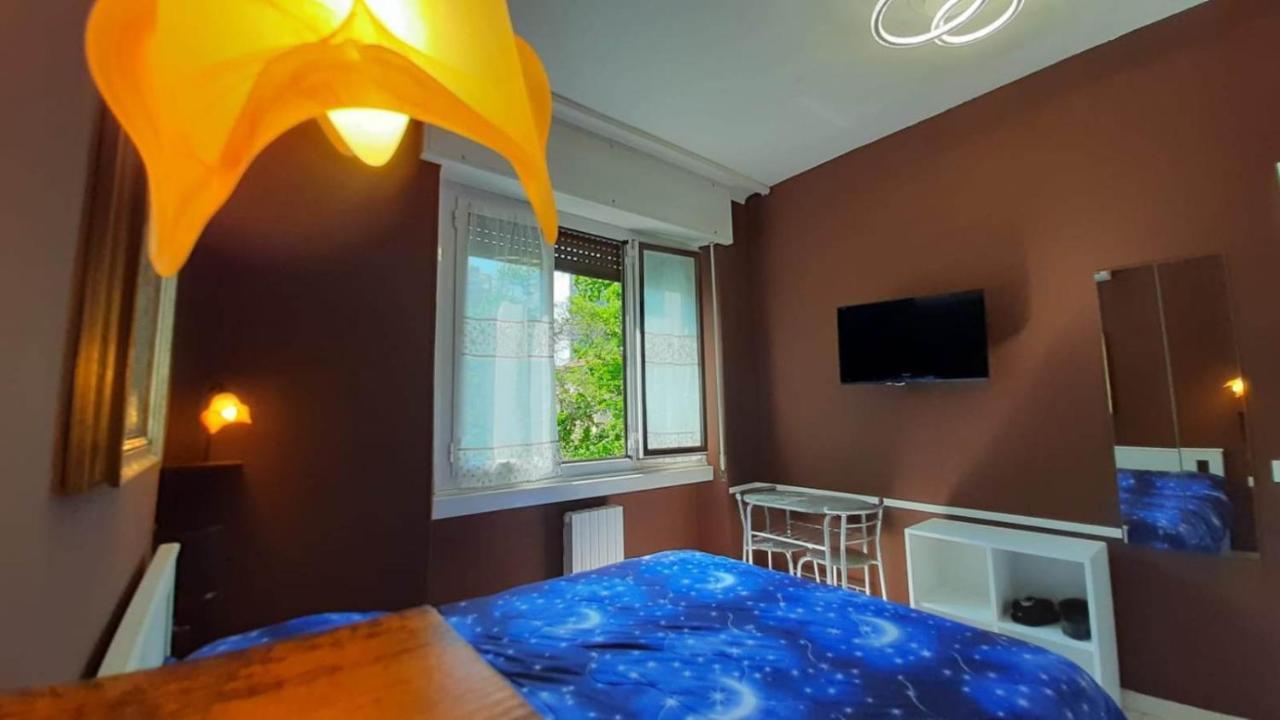 밀라노 Vialetto V. Pastro 10 B&B 외부 사진